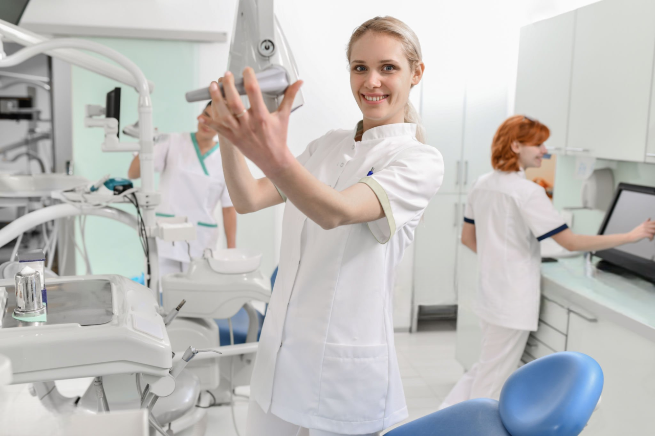 Haptic technology: a realistic clinical experience for dental students