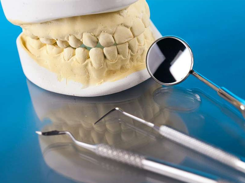 Dentists Diagnostic Instruments