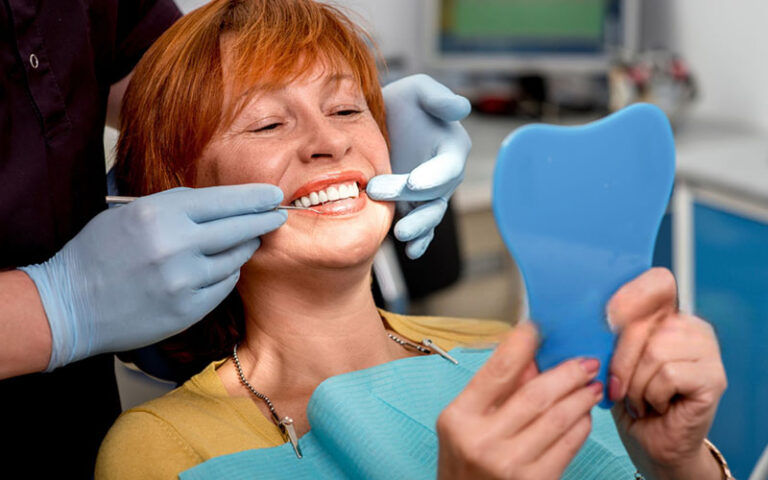 Dentist using an intraoral scanner